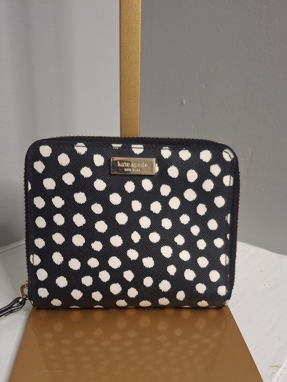 Kate Spade Black White Polka Dot Zip Around Compact Wallet EUC